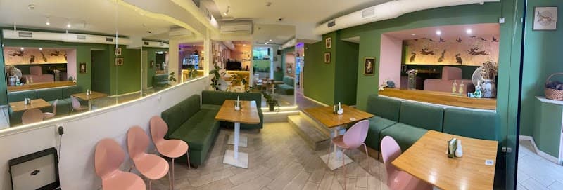 Rabbit Hole Cafe/Restaurant